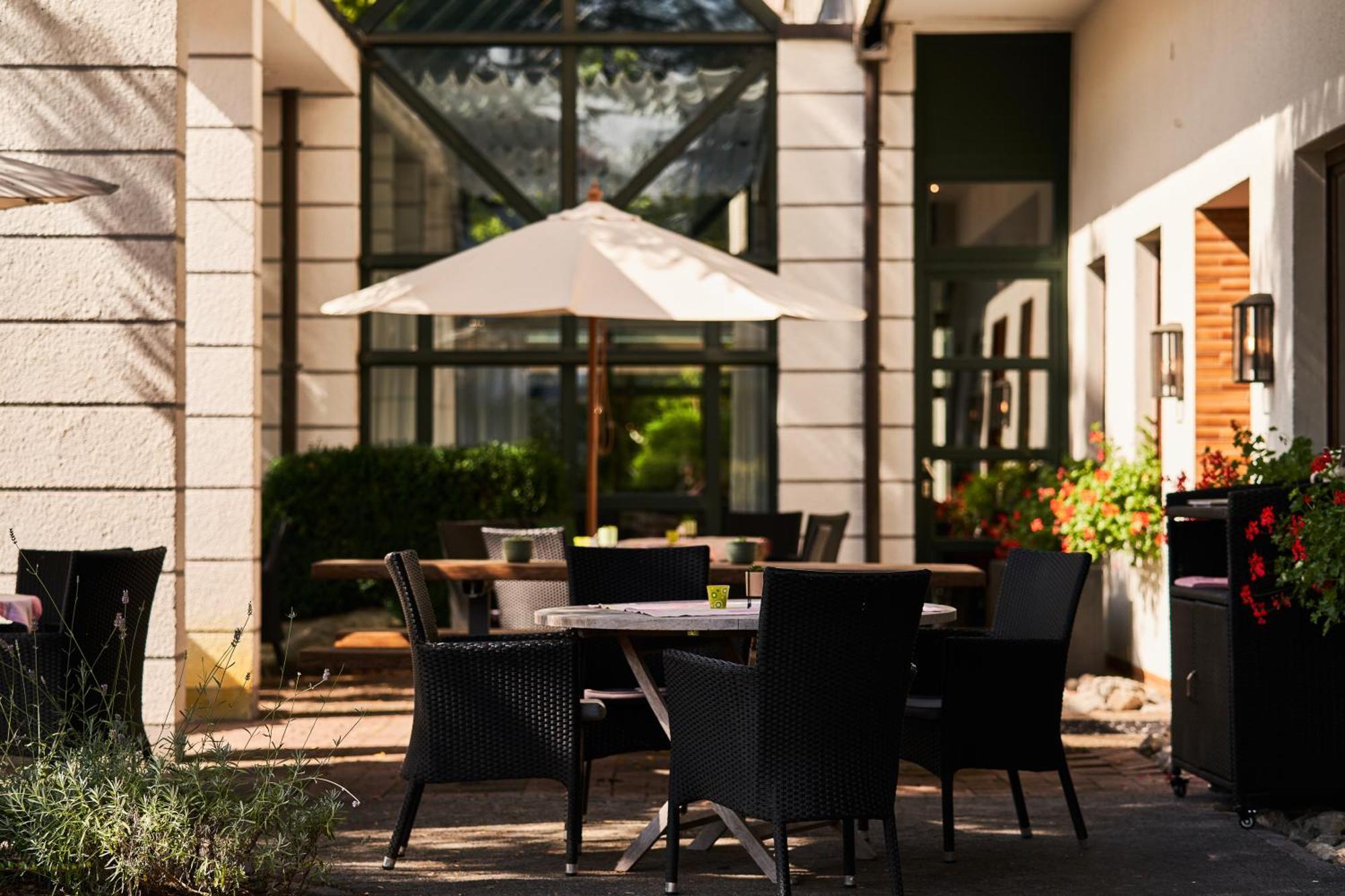 Hotel Gersfelder Hof ภายนอก รูปภาพ