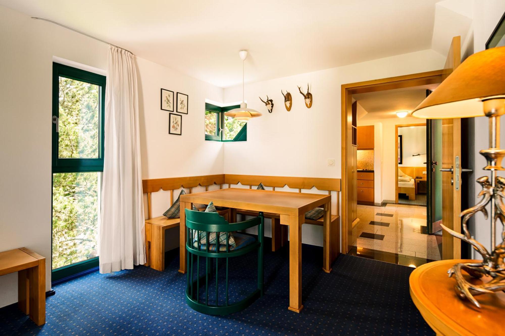 Hotel Gersfelder Hof ภายนอก รูปภาพ