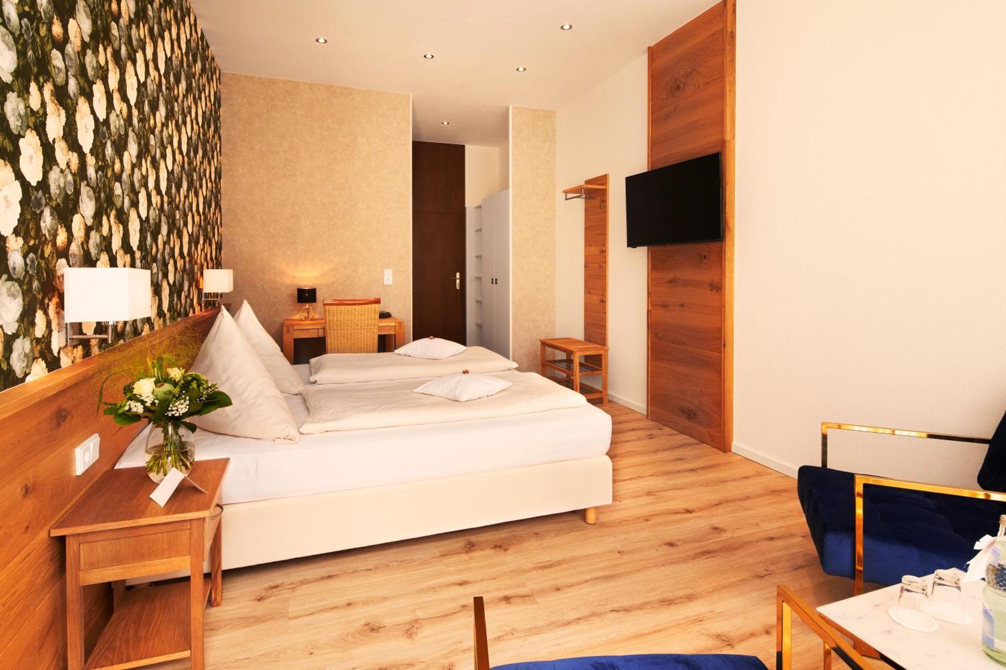 Hotel Gersfelder Hof ภายนอก รูปภาพ