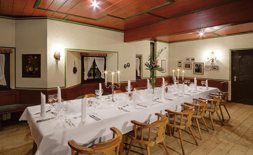 Hotel Gersfelder Hof ภายนอก รูปภาพ